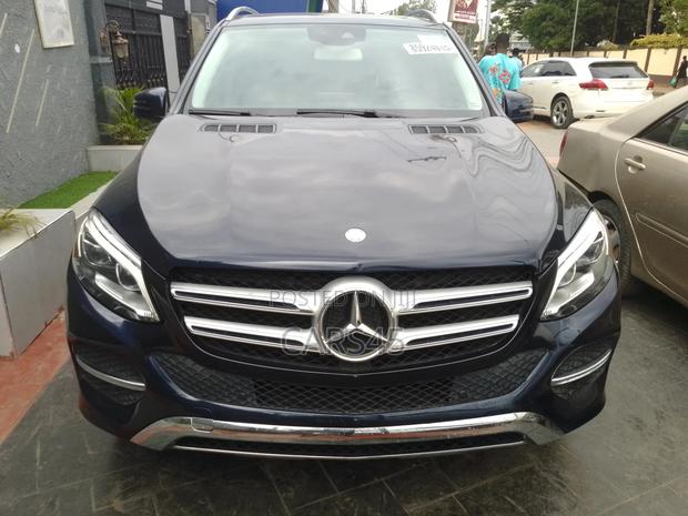 Mercedes-Benz GLE-Class 2016 Blue