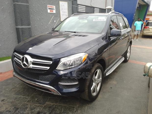 Mercedes-Benz GLE-Class 2016 Blue