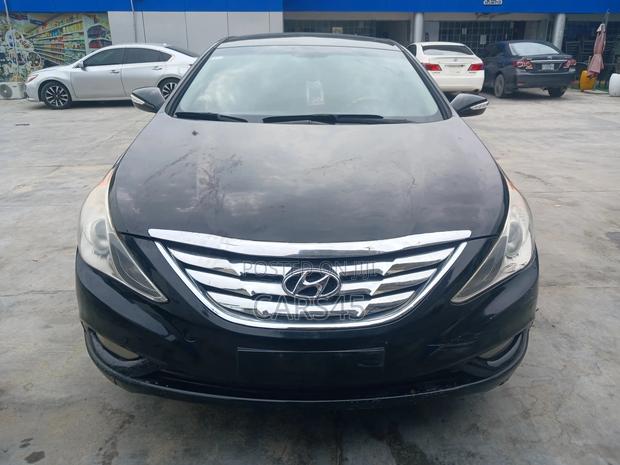 Hyundai Sonata 2012 Black