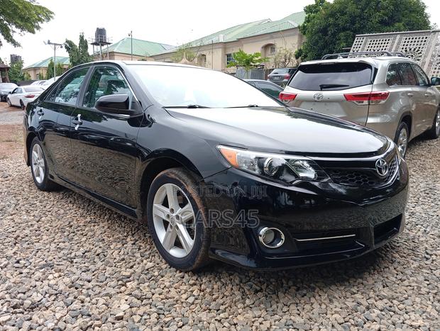 Toyota Camry 2013 Black