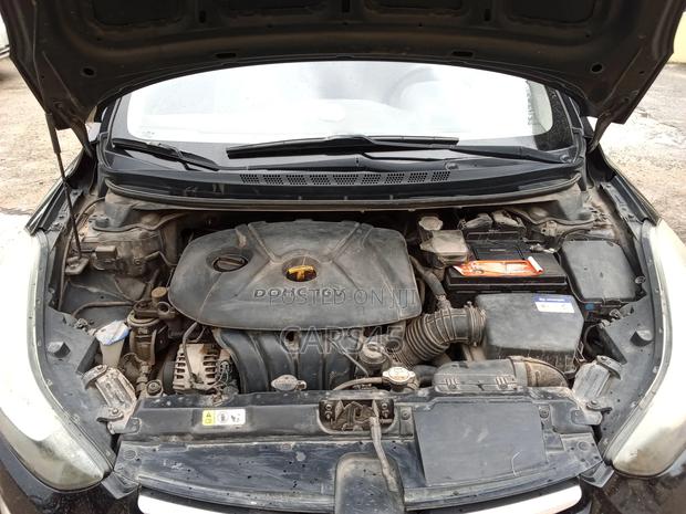 Hyundai Elantra 2015 Black