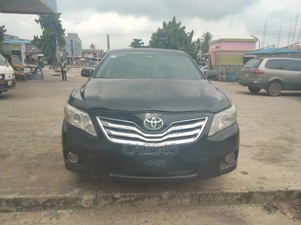 Toyota Camry 2011 Black