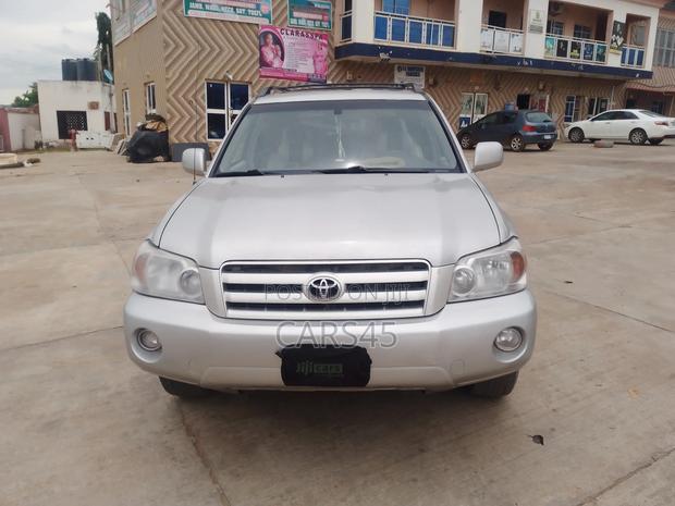 Toyota Highlander 2005 Silver