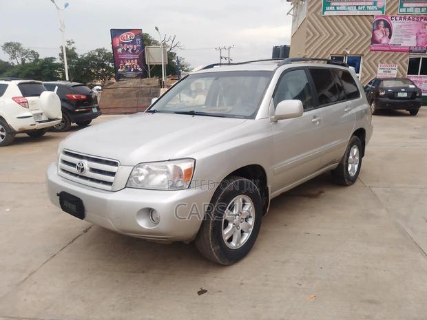 Toyota Highlander 2005 Silver