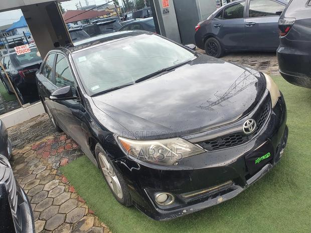 Toyota Camry 2014 Black