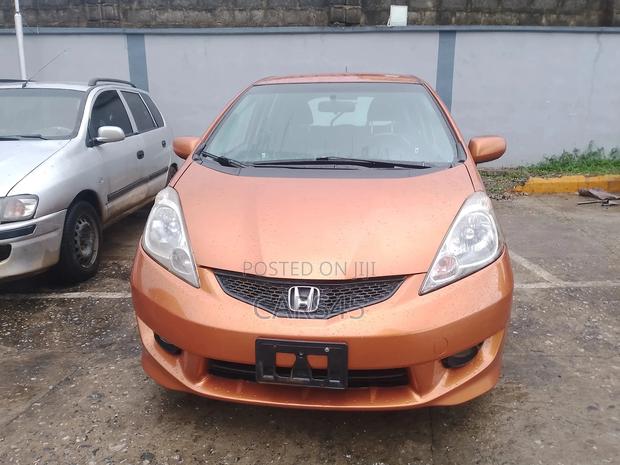 Honda Fit 2010 Orange
