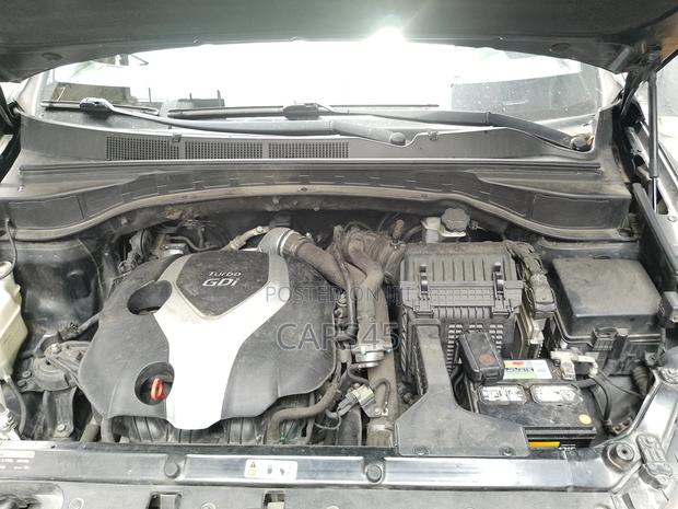 Hyundai Santa Fe 2014 Black