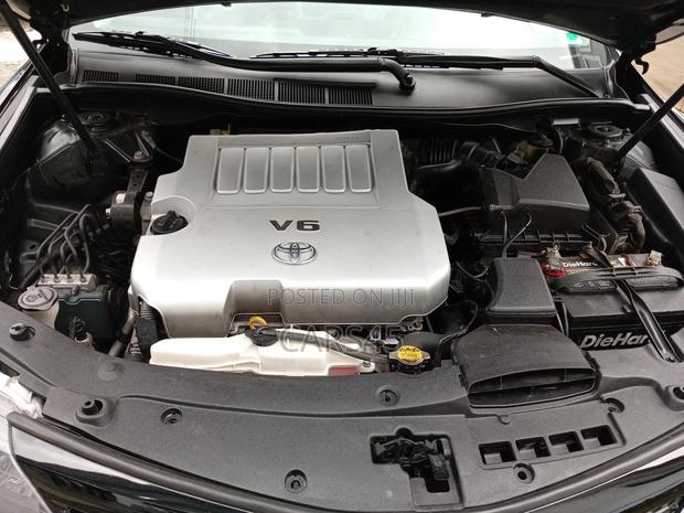 Toyota Camry SE V6 4dr Sedan (3.5L 6cyl 6A) 2012 Black
