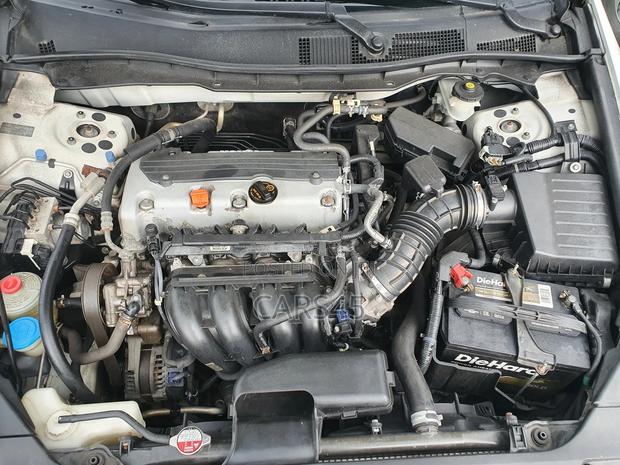 Honda Accord 2012 White