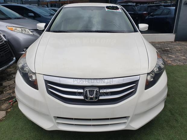 Honda Accord 2012 White