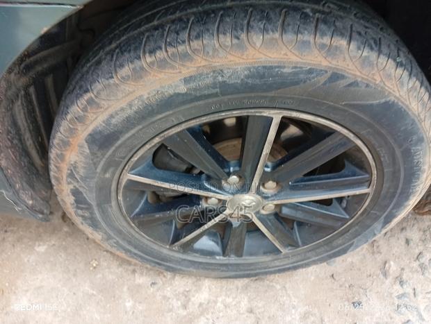 Toyota Camry 2010 Green
