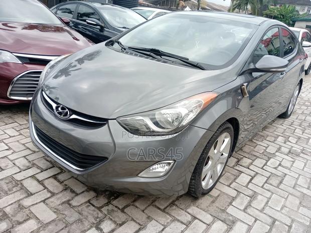 Hyundai Elantra Limited Sedan FWD (1.8L 4cyl 6A) 2013 Gray
