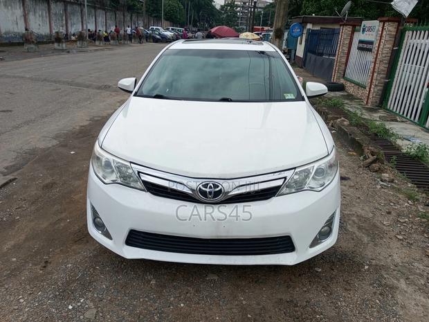 Toyota Camry 2013 White