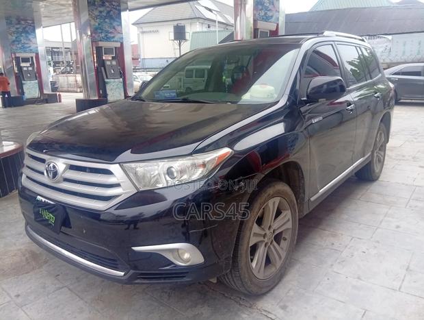 Toyota Highlander 2012 Black