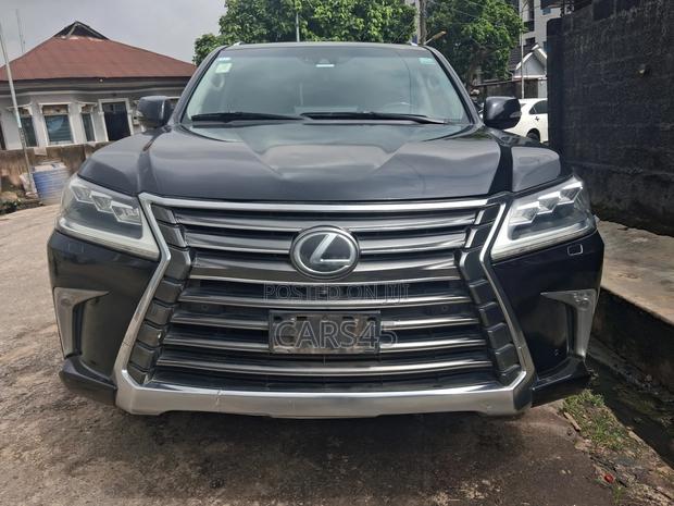 Lexus LX 2016 Black