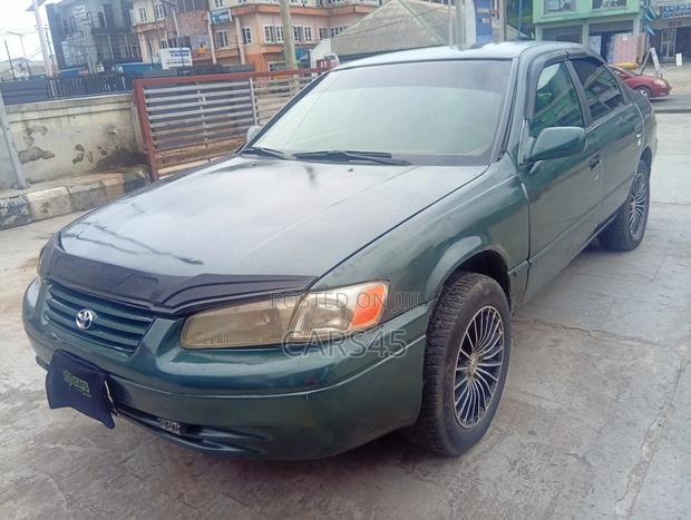 Toyota Camry 1999 Green
