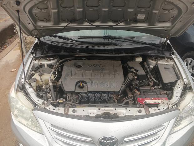 Toyota Corolla 2013 Silver