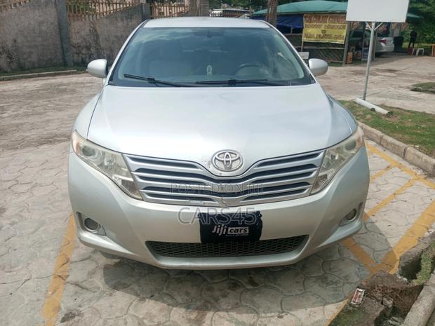 Toyota Venza 2009 Silver