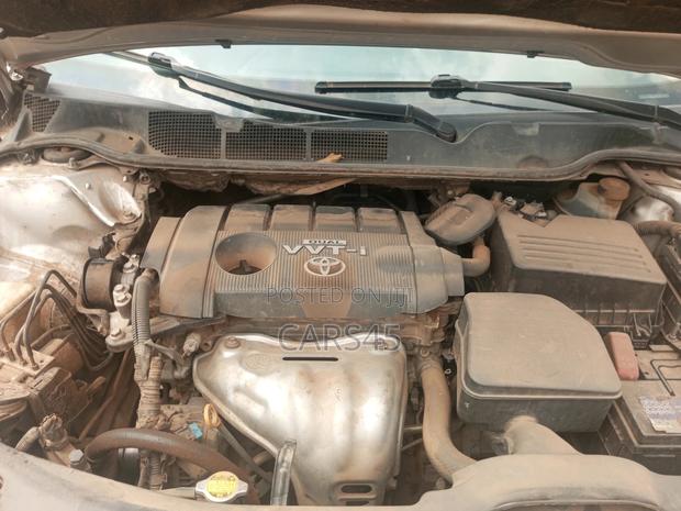 Toyota Venza 2009 Silver