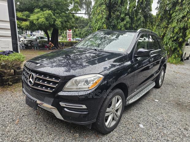 Mercedes-Benz M Class 2015 Black