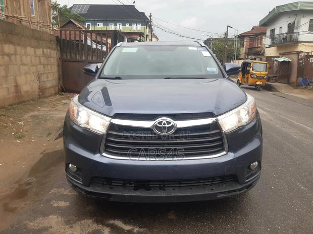 Toyota Highlander 2016 Blue