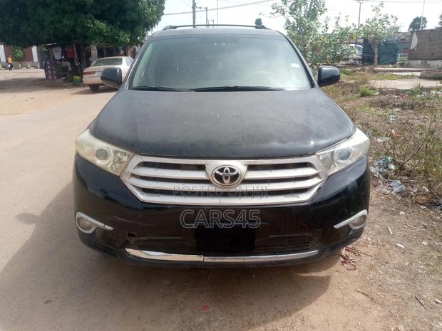 Toyota Highlander 2013 Black
