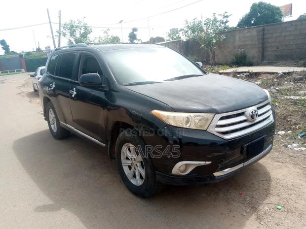 Toyota Highlander 2013 Black
