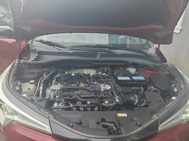 Toyota C-HR XLE FWD 2019 Red