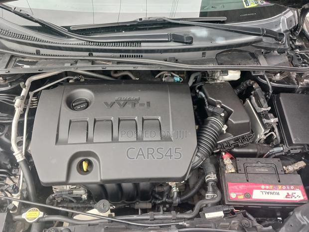 Toyota Corolla 2016 Black