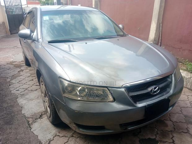 Hyundai Sonata 2007 Gray