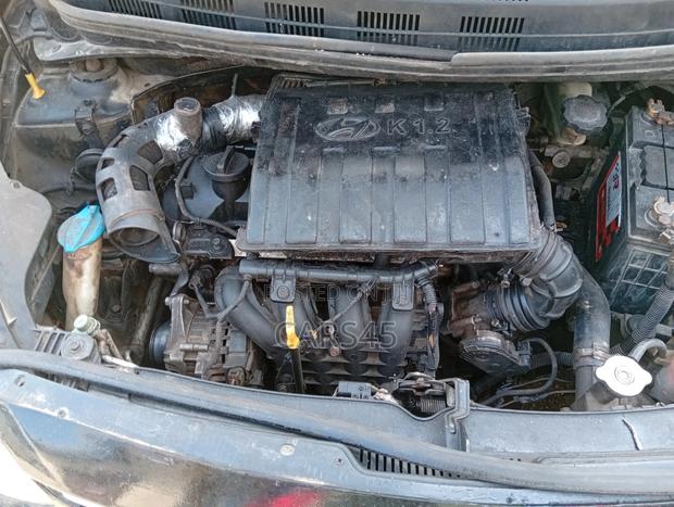 Hyundai Accent 2015 Black