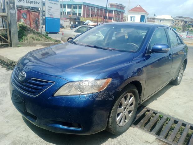 Toyota Camry 2007 Blue