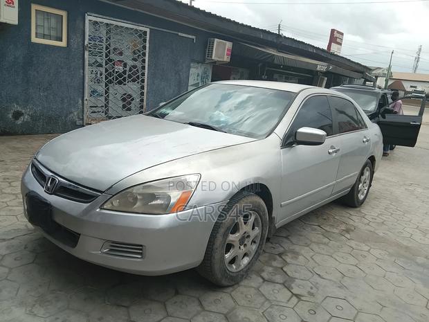 Honda Accord 2007 Silver