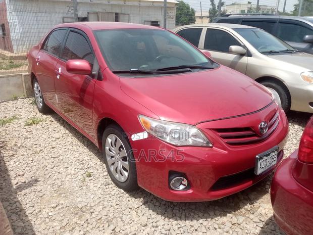 Toyota Corolla 2012 Red