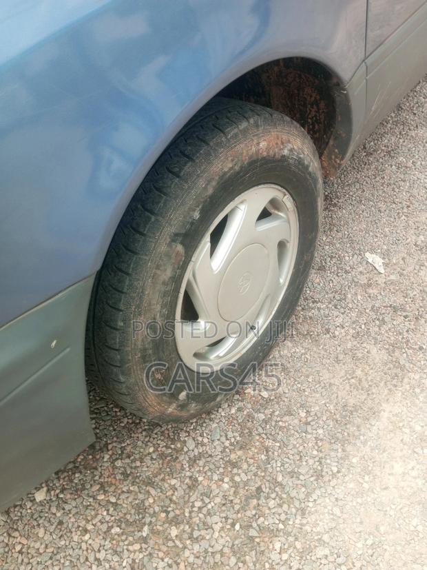 Toyota Sienna 2001 Blue