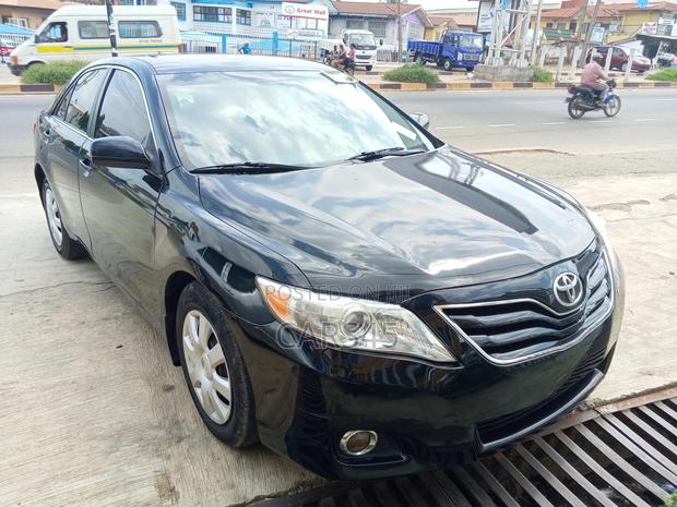 Toyota Camry 2011 Black