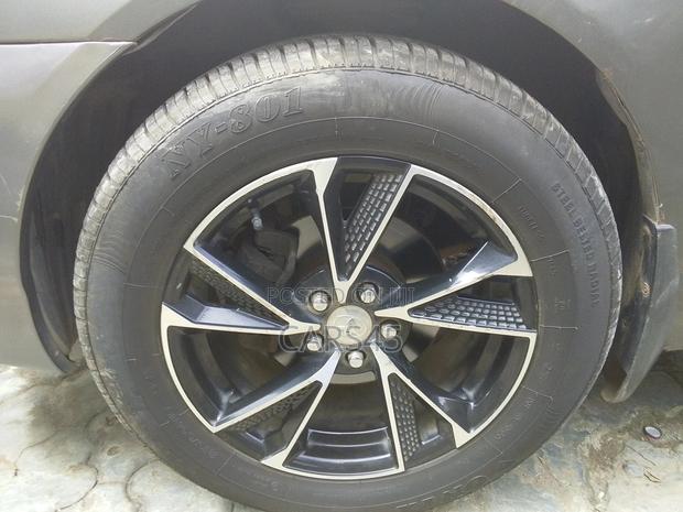 Toyota Corolla 2007 Gray