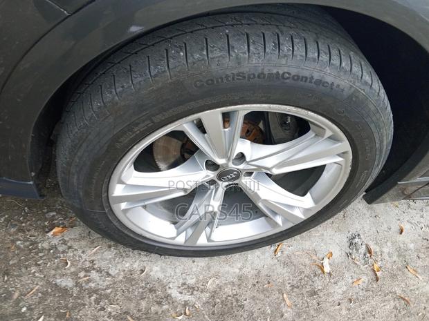 Audi Q8 3.0T Premium AWD quattro 2019 Gray