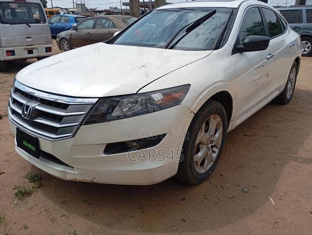 Honda Crosstour 3.5 FWD 2010 White