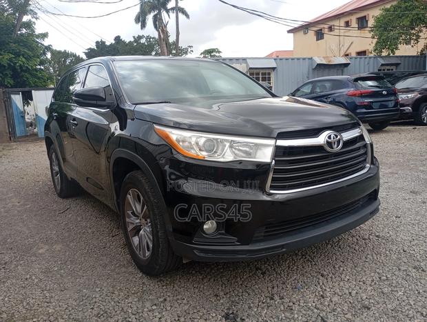 Toyota Highlander 2014 Black