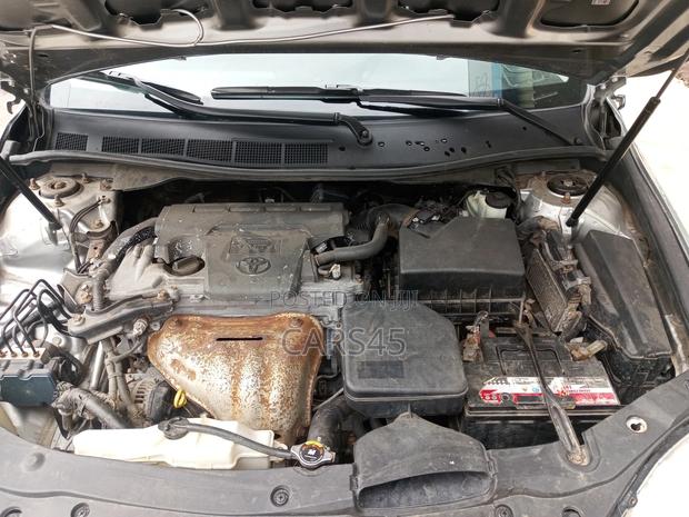 Toyota Camry 2016 Silver