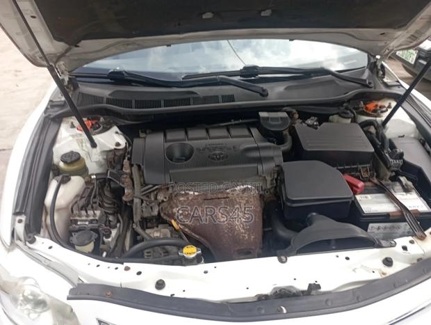 Toyota Camry 2011 White