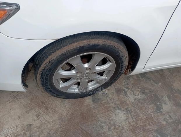 Toyota Camry 2011 White