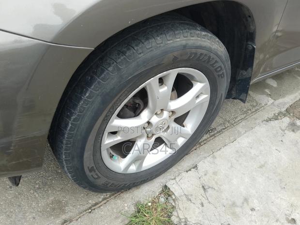 Toyota RAV4 2010 Gray