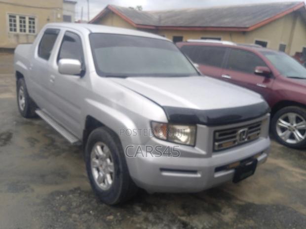 Honda Ridgeline 2006 Silver