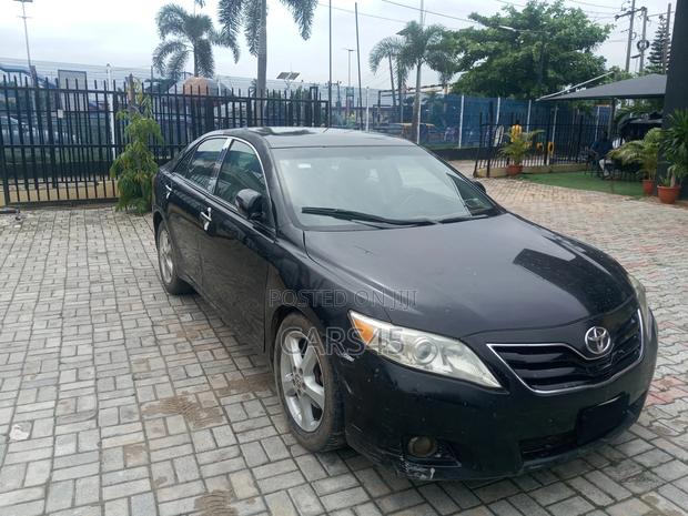 Toyota Camry 2010 Black