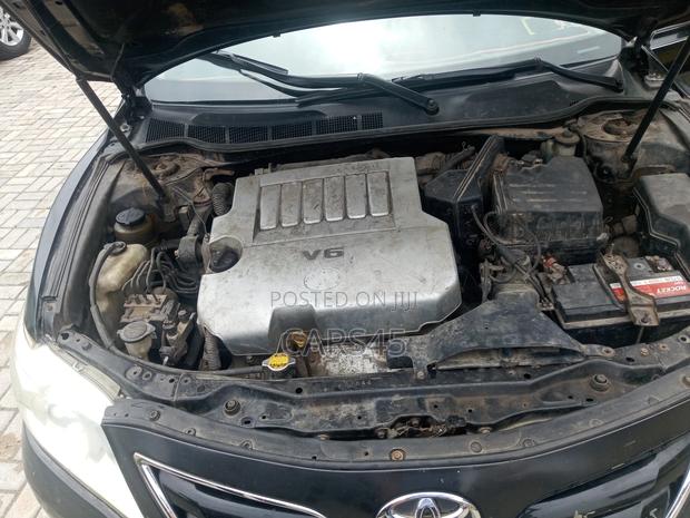 Toyota Camry 2010 Black
