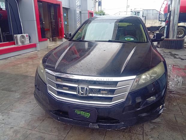 Honda Crosstour 2012 Black