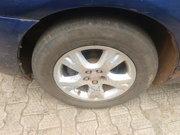 Toyota Matrix 2002 Blue