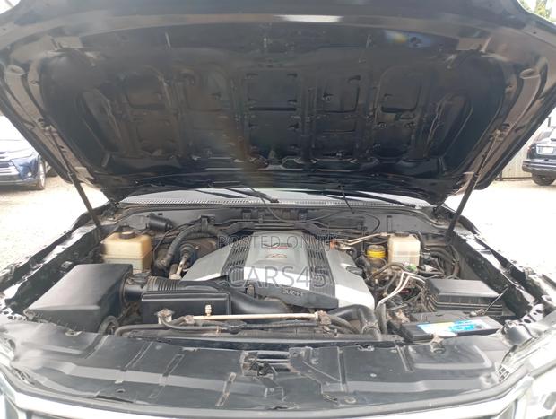 Lexus LX 2003 Black